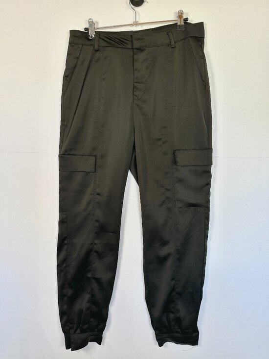 Love Tree Pants - Love Tree Black Satin Cargo Jogger Pants Size L